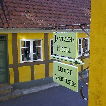 Jantzens Hotel 3*